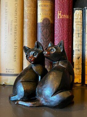 Vintage Border Fine Arts Cubist Pair of Kittens Figurine Walnut Reposed Finish